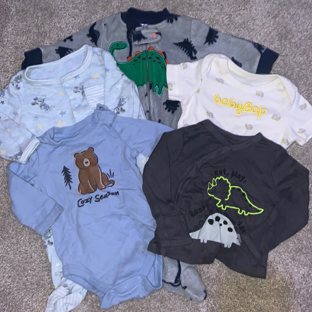Baby Clothes Bundle | Size 0-3 Months